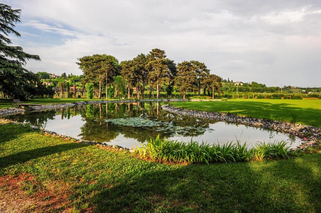 Belvivere Suites Sona Esterno foto