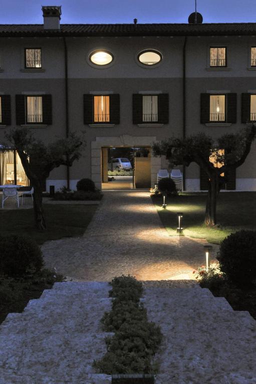 Belvivere Suites Sona Esterno foto