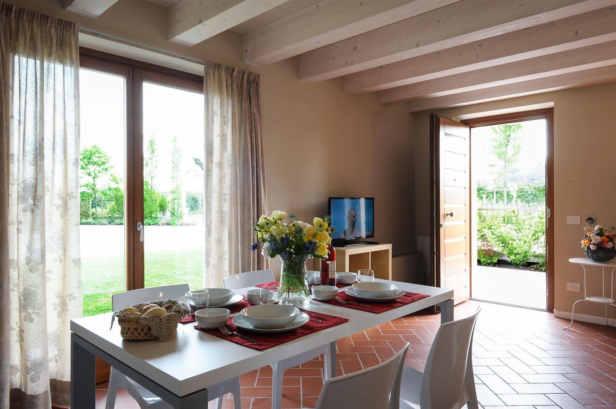 Belvivere Suites Sona Esterno foto